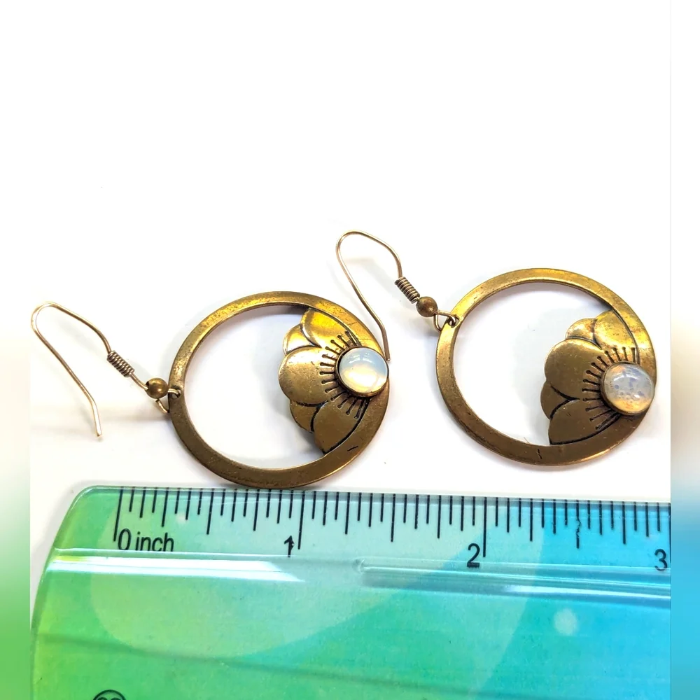 Unbranded vintage brass